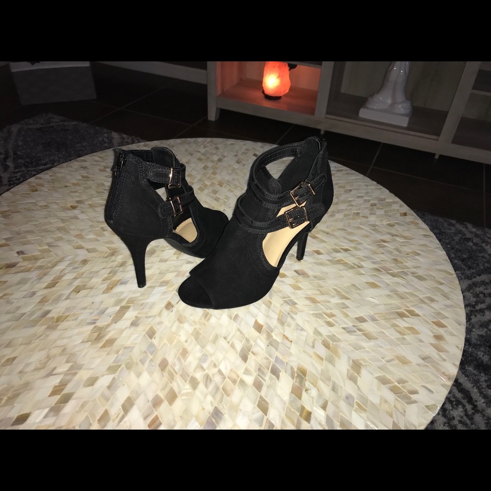 Black heels